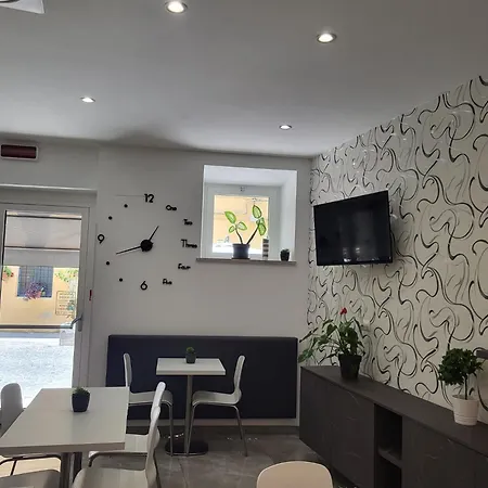 Hotel Porto Di Roma